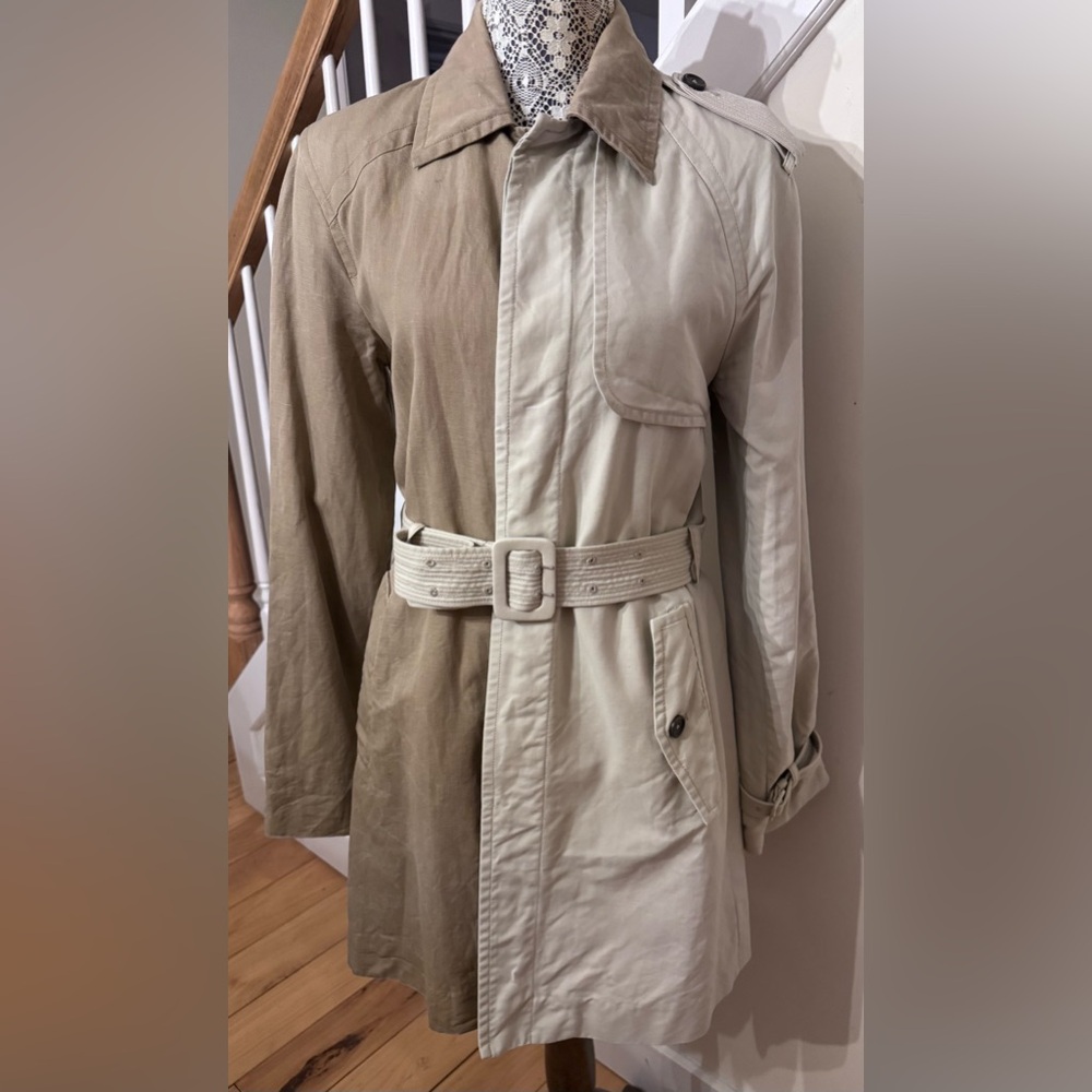 Marc by Marc Jacob’s trench coat, vintage! This coat is unreal!
